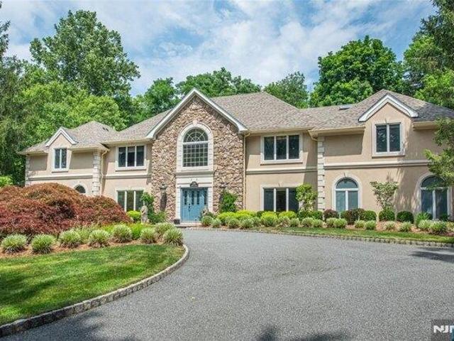 House for sale in Saddle River, New Jersey