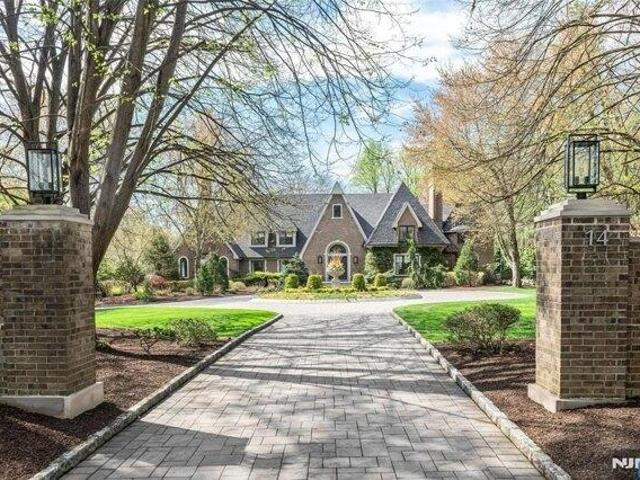 House for sale in Saddle River, New Jersey
