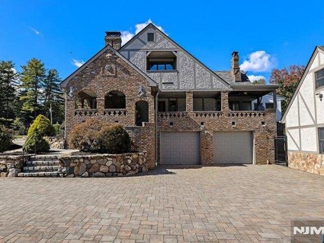 House for sale in Saddle River, Bergen County
