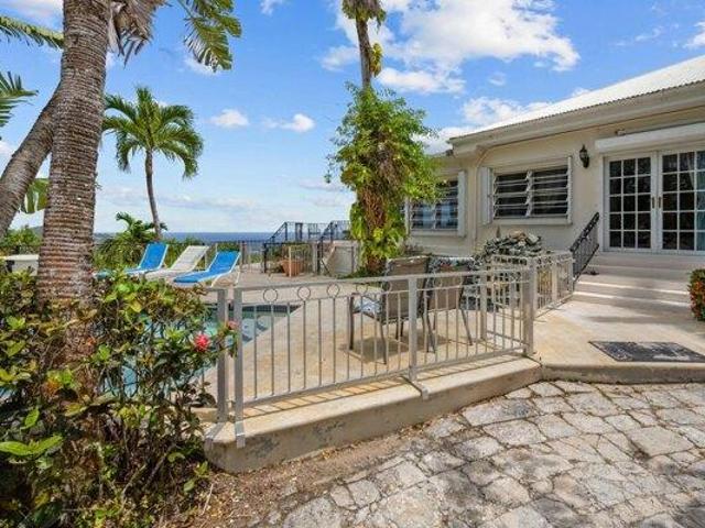 House for sale in Saint Thomas, Missouri