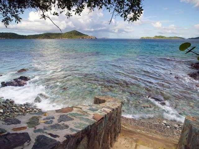 House for sale in Saint Thomas, Missouri