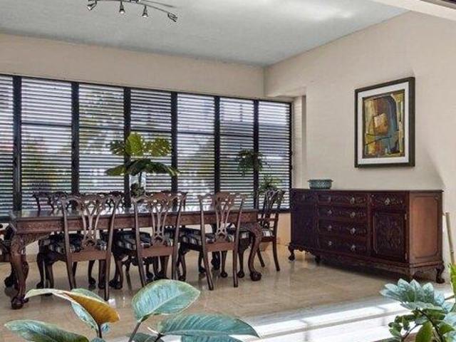 House for sale in San Juan