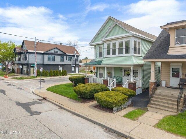 House for sale in Schenectady, New York