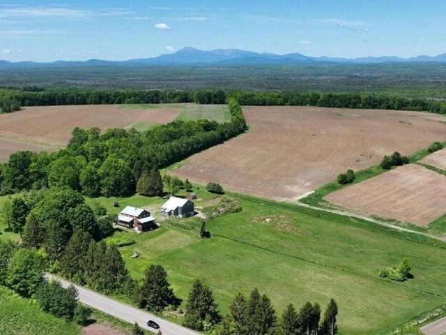 House for sale in Woodbridge Corner, Sherman