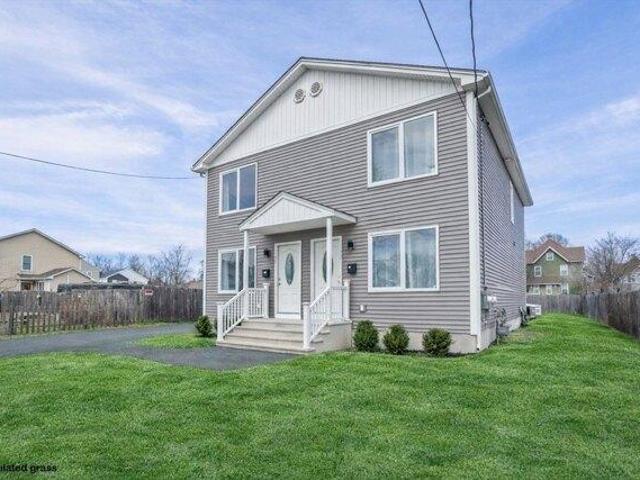 House for sale in Hampden, Massachusetts