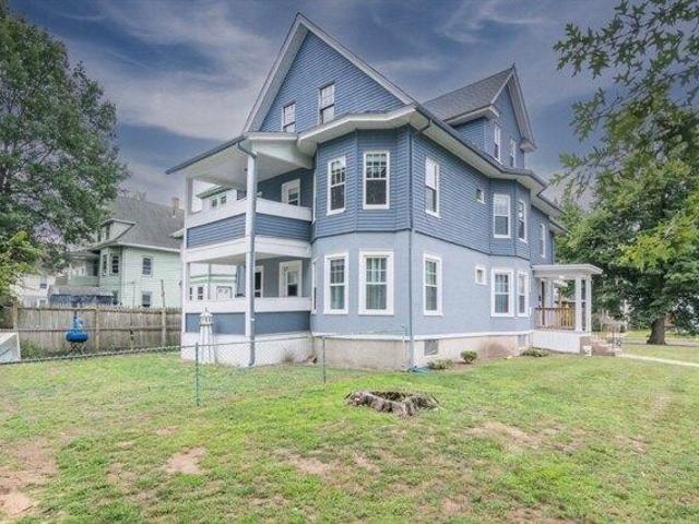 House for sale in Hampden, Massachusetts