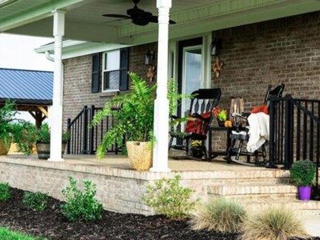 House for sale in Stanford, Kentucky