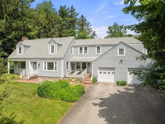 House for sale in Fiskdale, Massachusetts