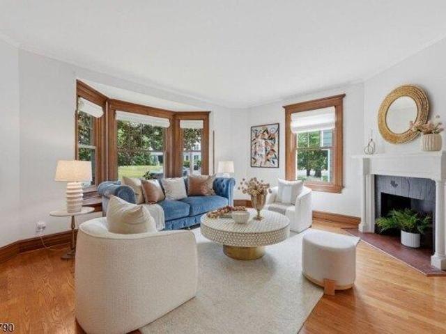 House for sale in Summit, New Jersey