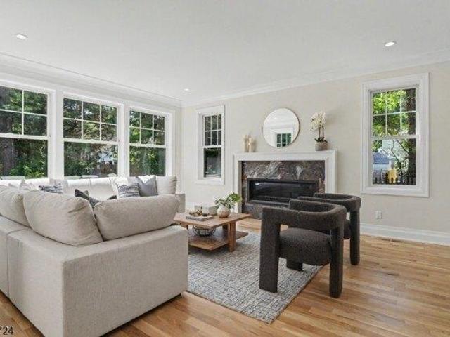 House for sale in Summit, New Jersey