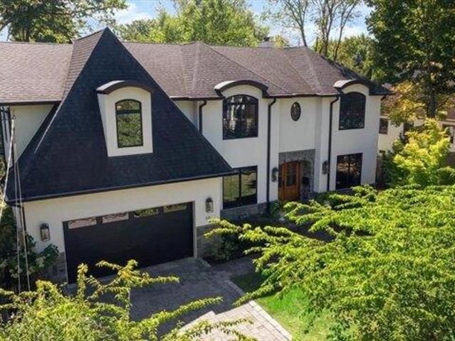 House for sale in Tenafly, New Jersey