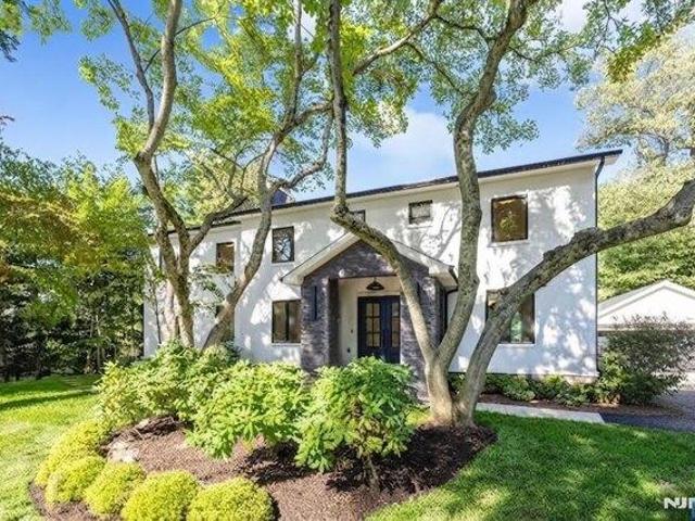House for sale in Tenafly, New Jersey