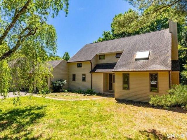 House for sale in Wallingford, Connecticut
