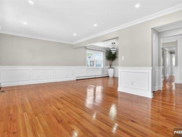 House for sale in Wallington, New Jersey