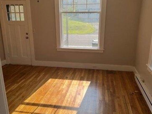 House for sale in Ware, Hampshire County