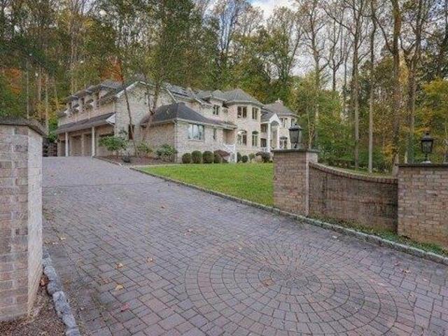 House for sale in Watchung, New Jersey