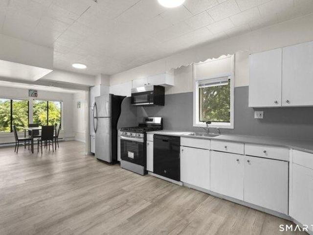 House for sale in Waterbury, Connecticut
