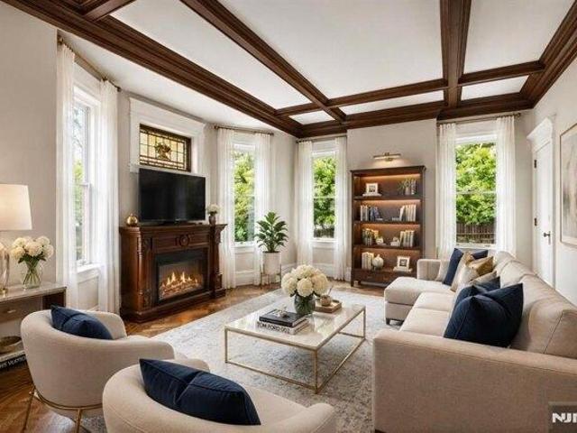 House for sale in Hudson, New Jersey
