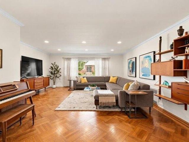House for sale in Weehawken, Hudson County