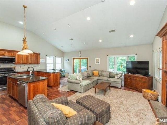 House for sale in Passaic, New Jersey