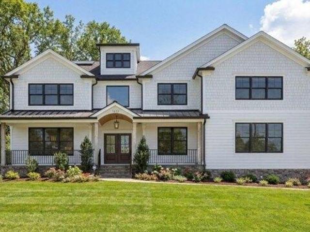 House for sale in Mountainside, New Jersey