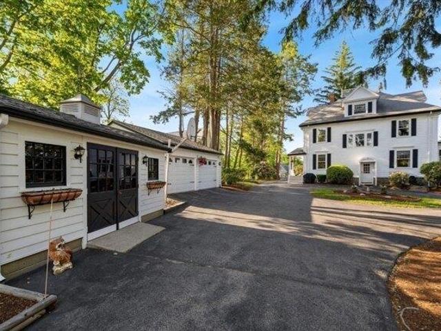 House for sale in Woburn, Massachusetts