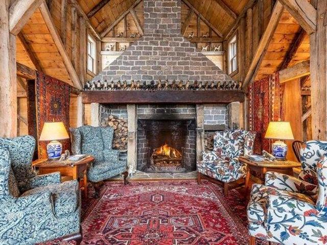 House for sale in Woodstock Village, South Woodstock