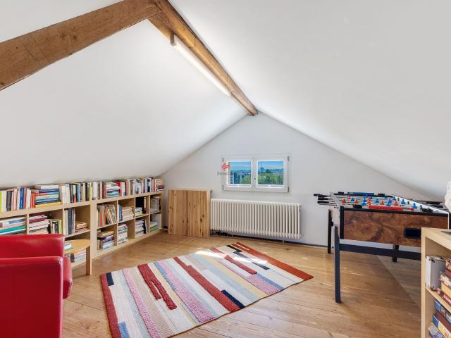 Haus kaufen in Einigen, Zürich