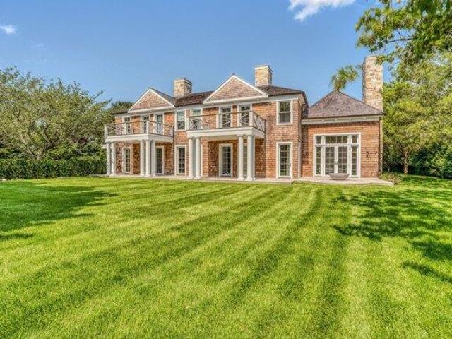 House for sale in Wainscott, New York