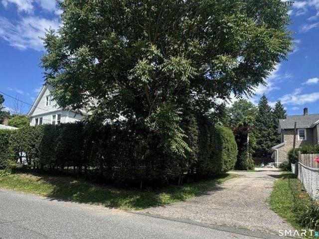 House for sale in Ansonia, Connecticut