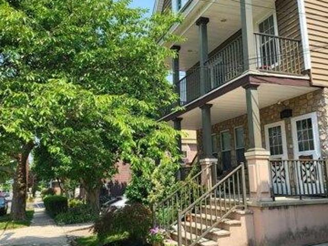 House for sale in Hudson, New Jersey