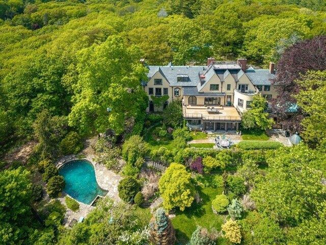 House for sale in Beverly, Massachusetts