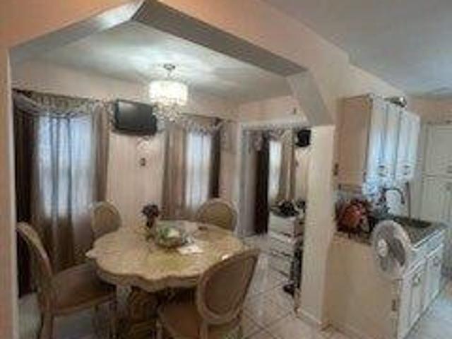 House for sale in Bassickville Historic District, Bridgeport