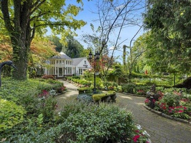House for sale in Brimfield, Hampden County
