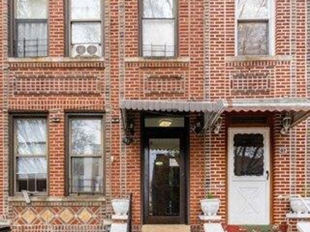 House for sale in Arverne, New York