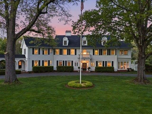 House for sale in Hampden, Massachusetts
