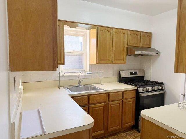 House for sale in Queens, Arverne