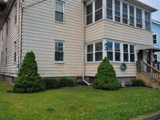 House for sale in Enfield, Connecticut