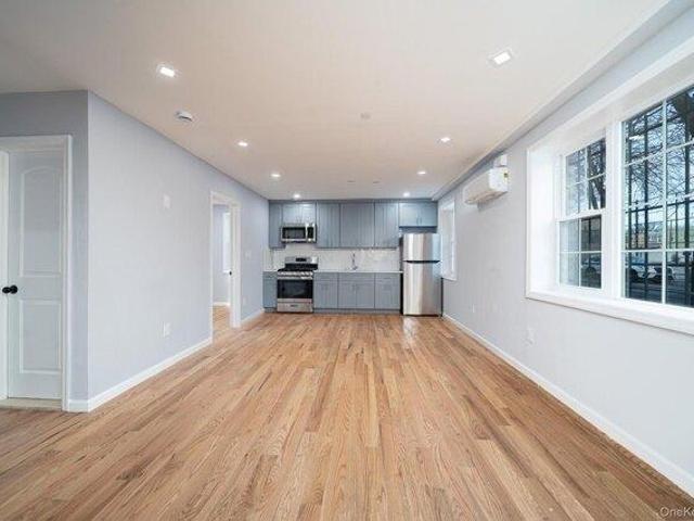 House for sale in Queens, Arverne