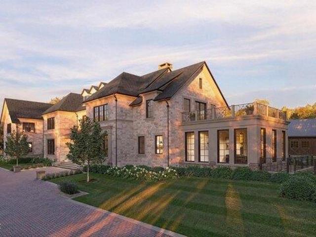 House for sale in Mianus, Greenwich