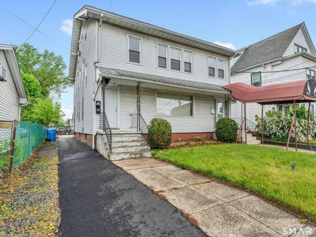 House for sale in Hamden, Connecticut