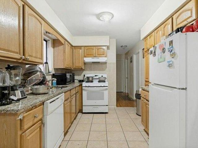 House for sale in Hudson, New Jersey