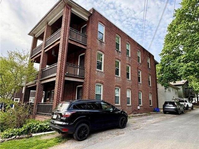 House for sale in Indiana, Pennsylvania
