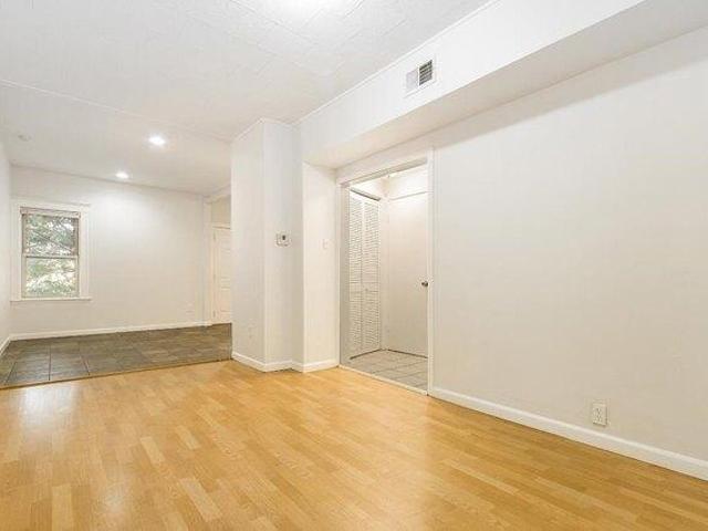 House for sale in Hudson, New Jersey