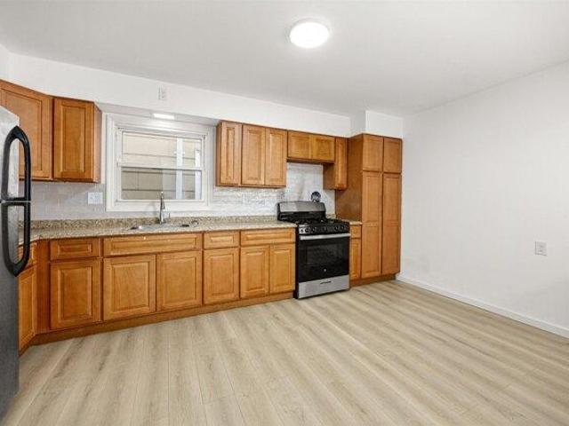 House for sale in Hudson, New Jersey