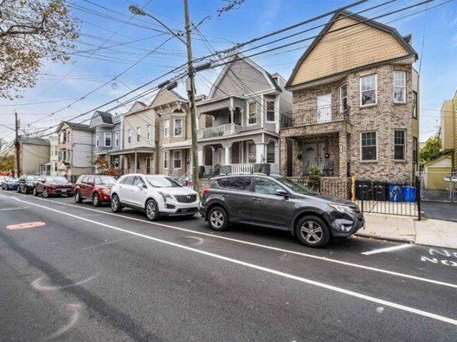 House for sale in Hudson, New Jersey