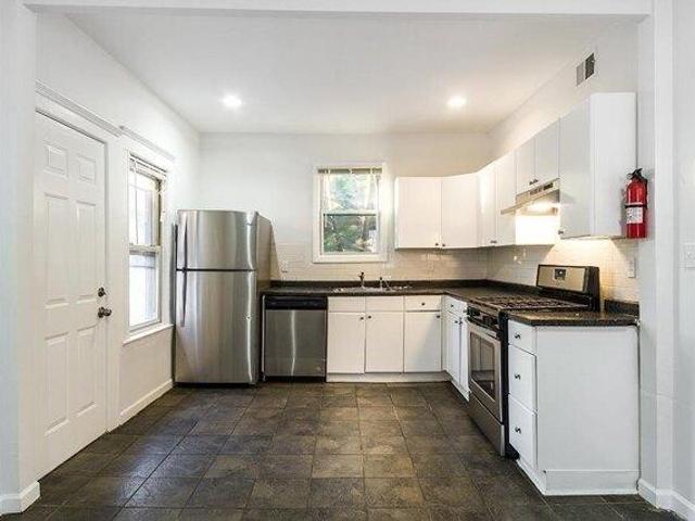 House for sale in Hudson, New Jersey