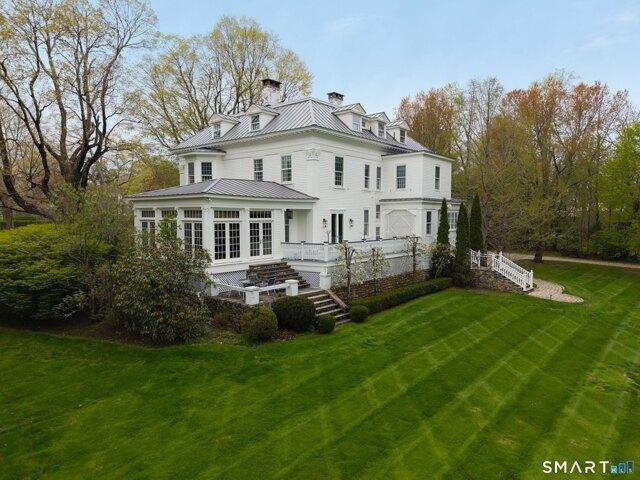 House for sale in Litchfield
