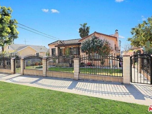 House for sale in Canoga Park, California