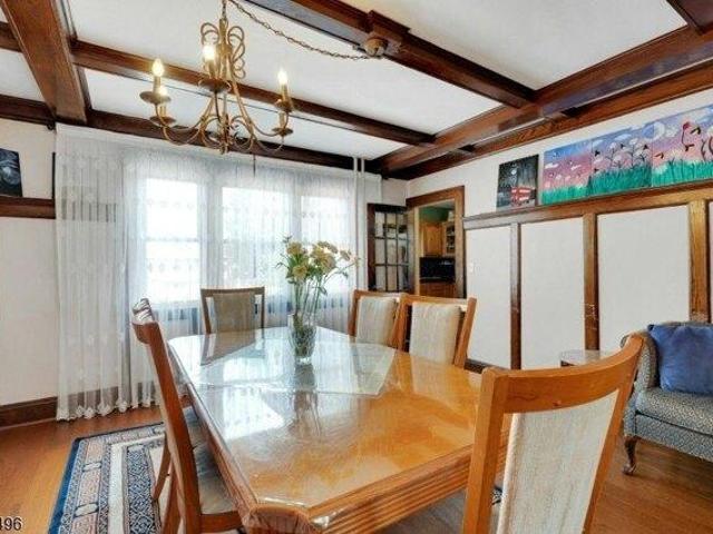 House for sale in Lyndhurst, New Jersey